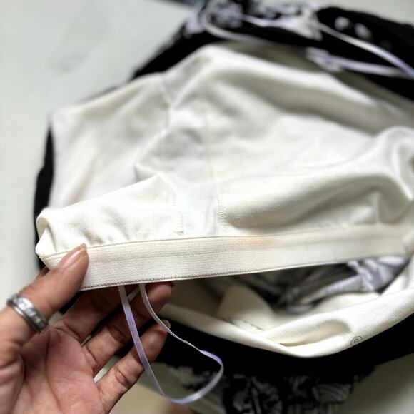 173. Soybu Athletic Dress Size S Racerback Black and White Shelf Bra Damask - Picture 3 of 10